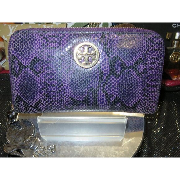 Tory Burch Purple Python Snakeskin Leather Full Zip Continental Long Wallet - Picture 1 of 14